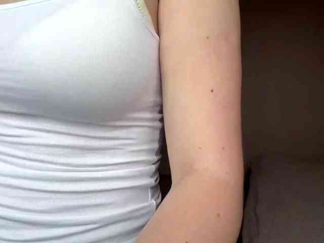 lizzzanatoo webcam