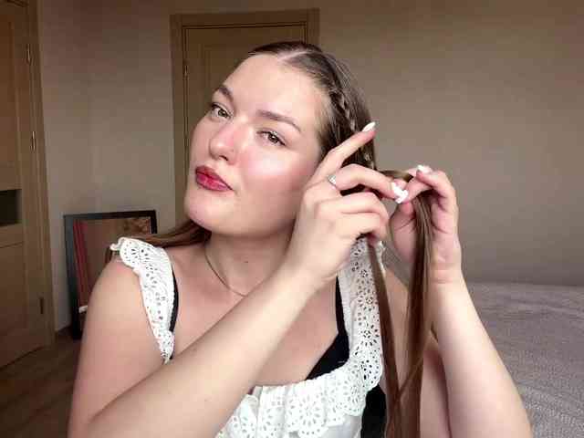 lizzzanatoo webcam