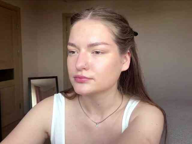 lizzzanatoo webcam