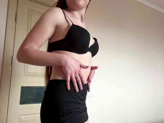 lizzzanatoo webcam