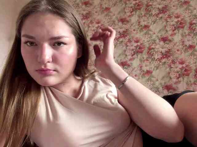 lizzzanatoo webcam