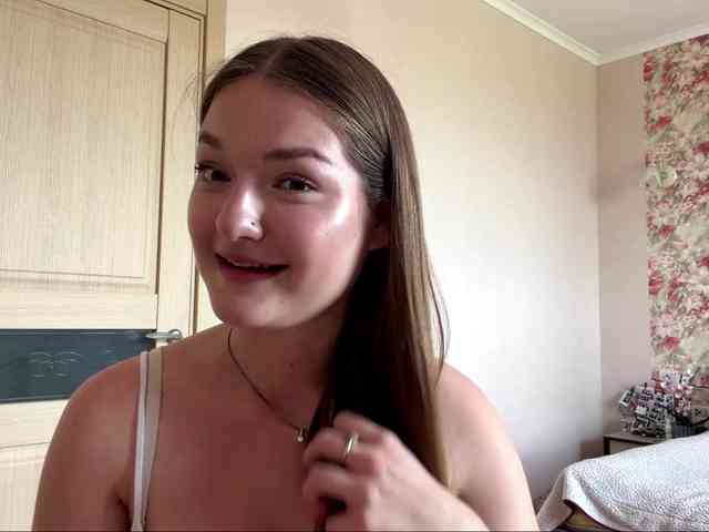 lizzzanatoo webcam