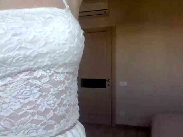 lizzzanatoo webcam