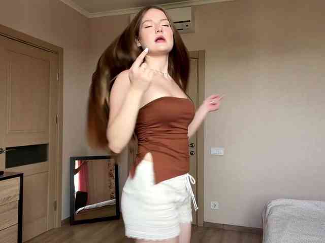 lizzzanatoo webcam