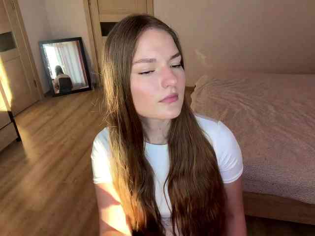 lizzzanatoo webcam
