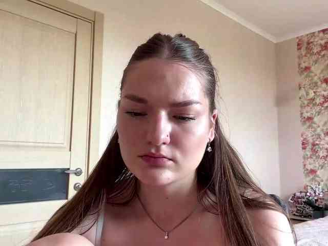 lizzzanatoo webcam