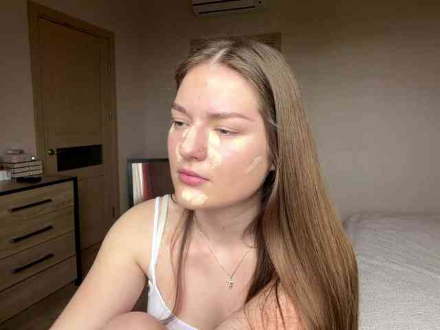 lizzzanatoo webcam