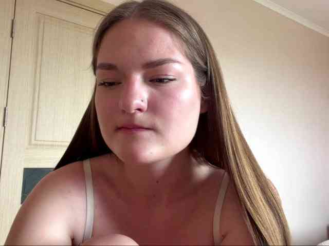 lizzzanatoo webcam