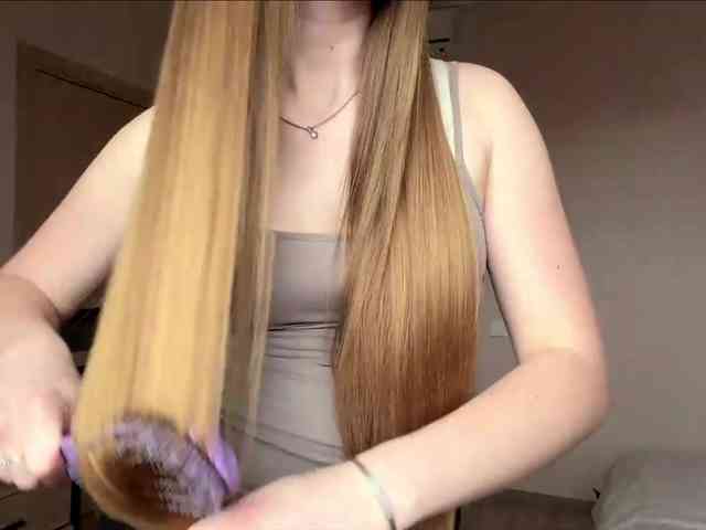 lizzzanatoo webcam