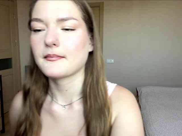 lizzzanatoo webcam
