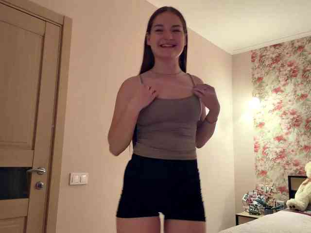 lizzzanatoo webcam