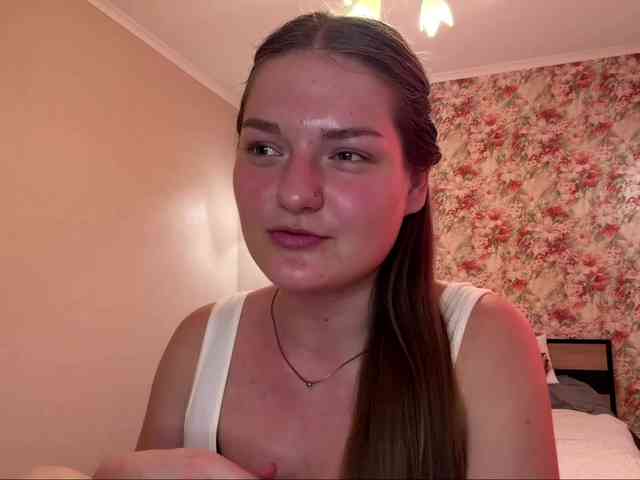 lizzzanatoo webcam