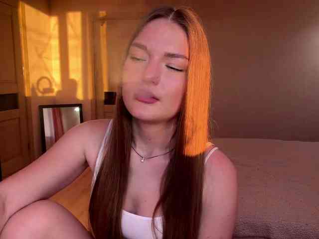 lizzzanatoo webcam