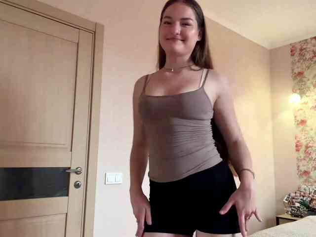 lizzzanatoo webcam