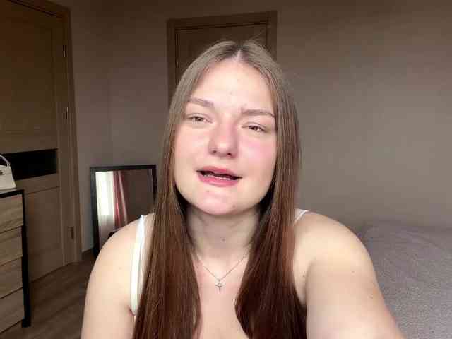 lizzzanatoo webcam