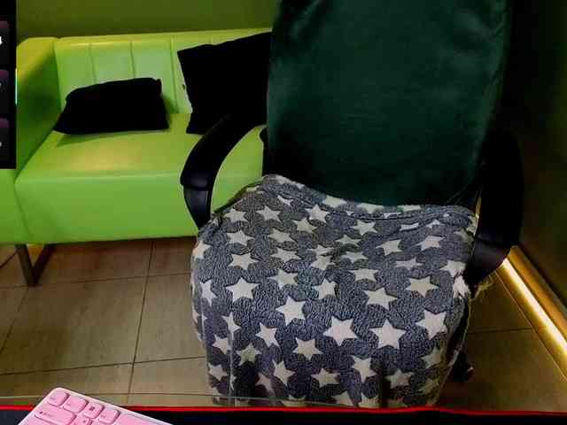 MiaKarolina webcam