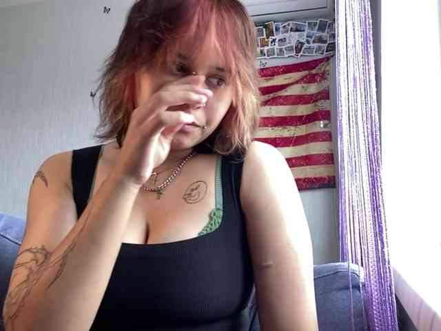 DignaRightnour webcam