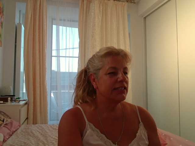 Blondime live cam on BongaCams