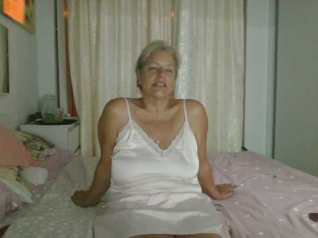 Blondime live cam on BongaCams