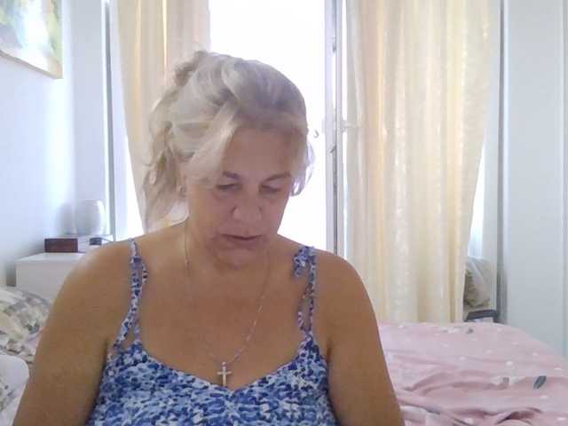 Blondime live cam on BongaCams