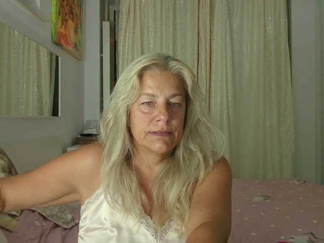 Blondime live cam on BongaCams