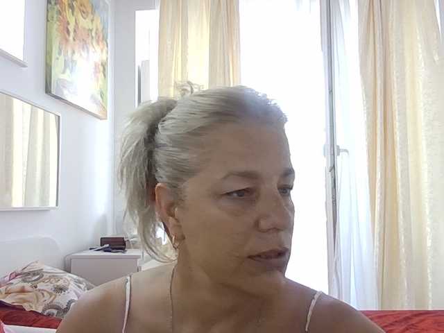 Blondime live cam on BongaCams