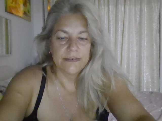 Blondime live cam on BongaCams