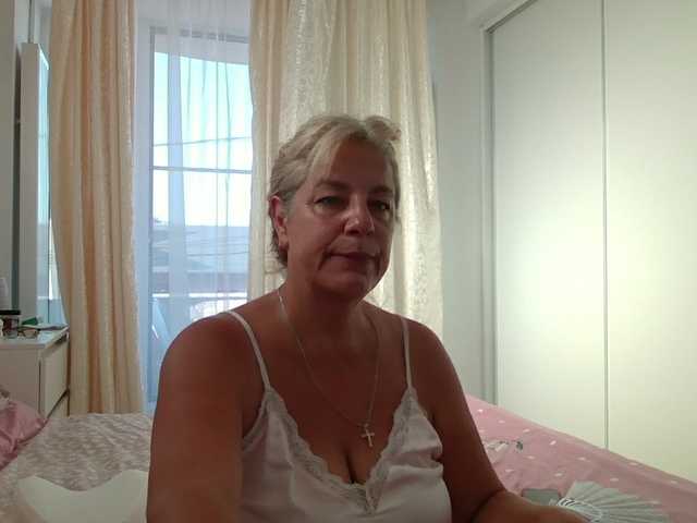 Blondime live cam on BongaCams