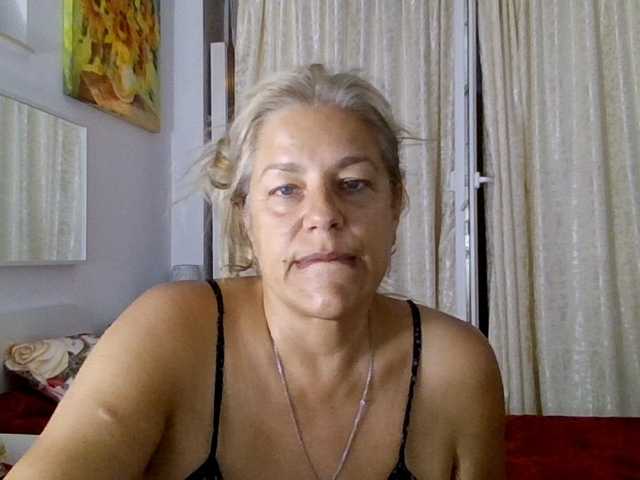 Blondime live cam on BongaCams