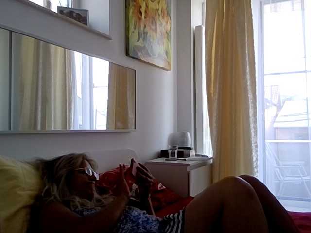 Blondime live webcam show