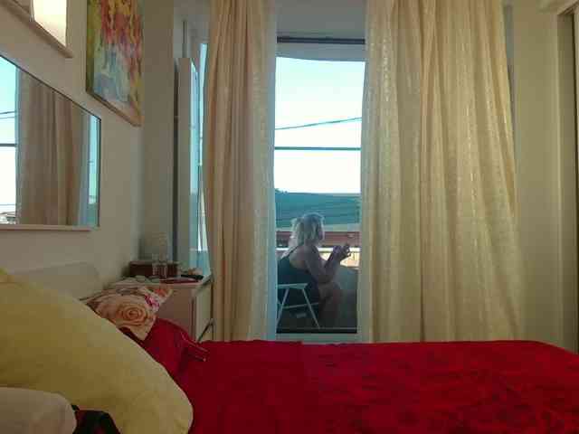 Blondime webcam