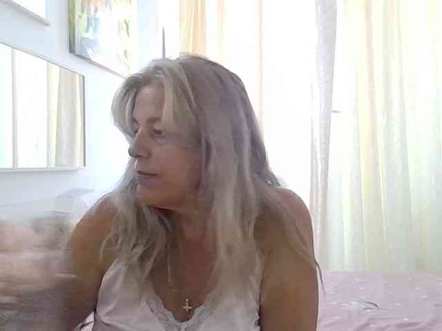 Blondime webcam
