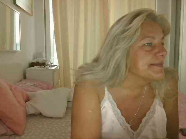 Blondime webcam