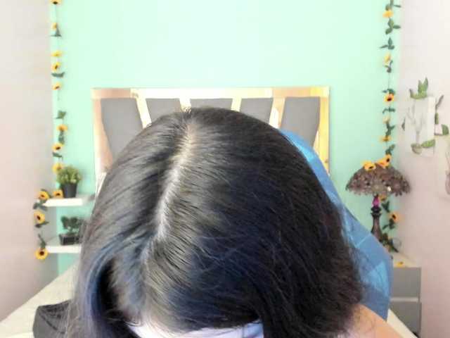 LucyLogde live cam on BongaCams