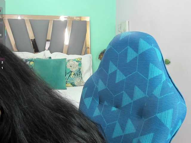 LucyLogde live cam on BongaCams