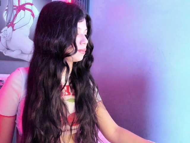 LucyLogde live cam on BongaCams