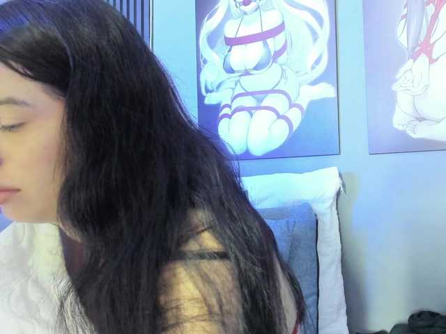 LucyLogde live cam on BongaCams