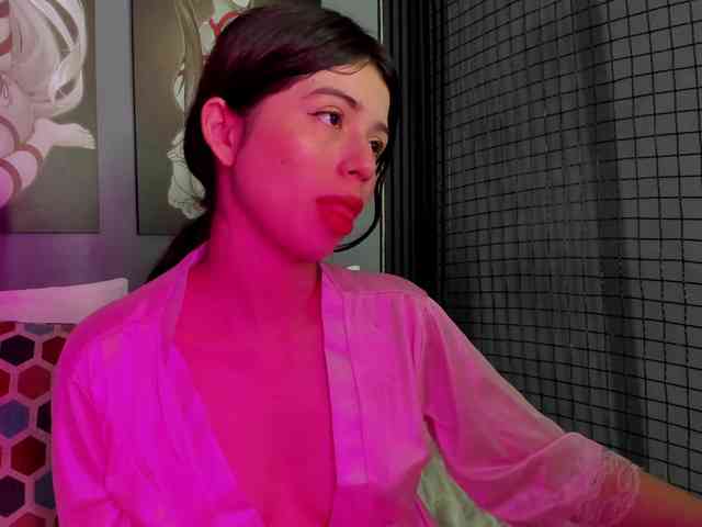 LucyLogde webcam