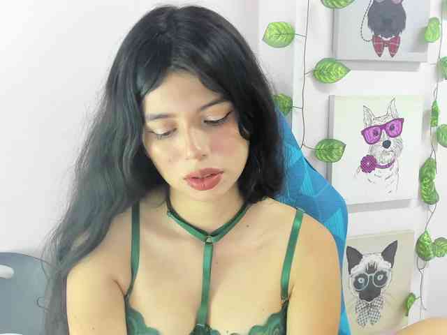 LucyLogde webcam