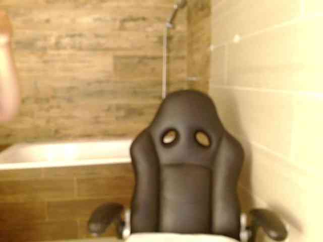 LucyLogde webcam