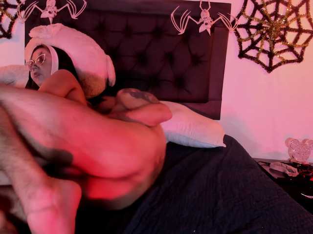MiaAndErick live cam on BongaCams