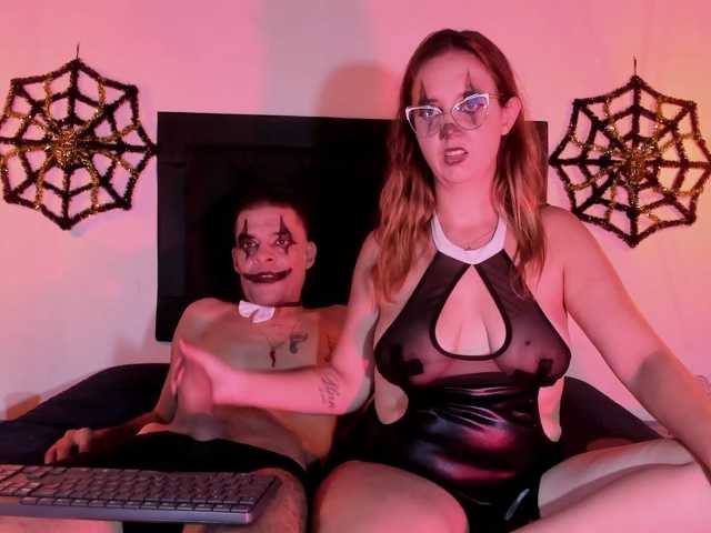 MiaAndErick live cam preview