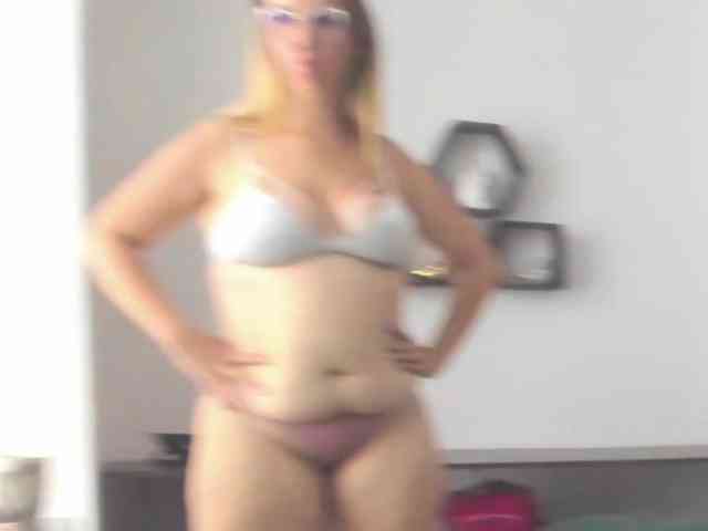 MiaAndErick Sex Cam Show