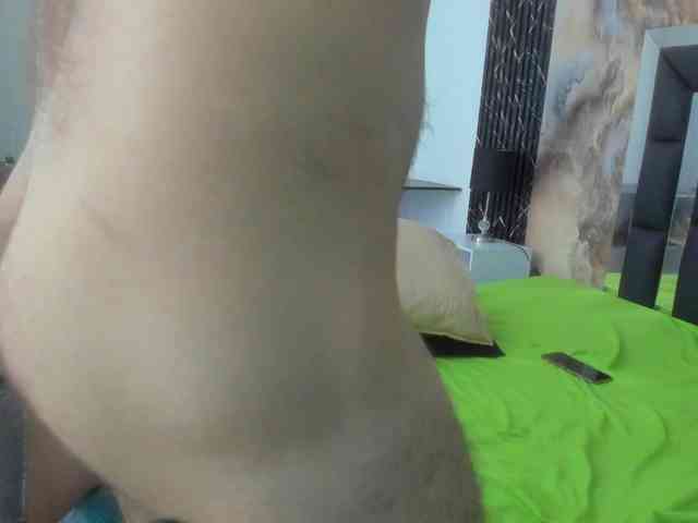 Modelo: MiaAndErick