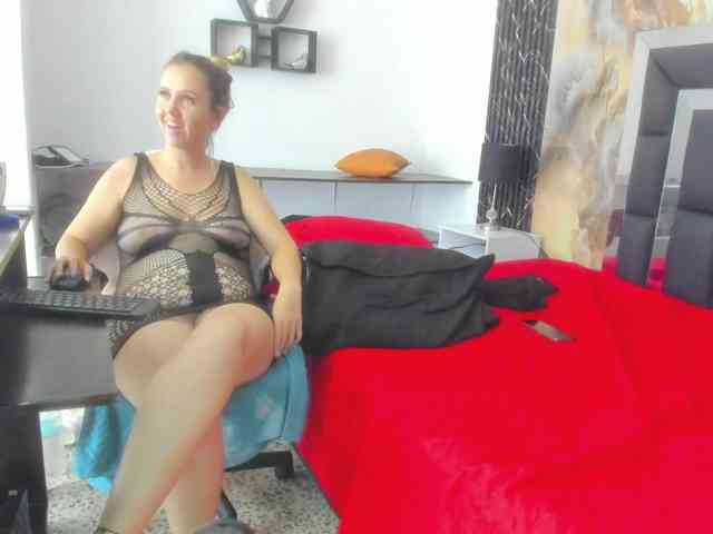 MiaAndErick Sex Cam Show