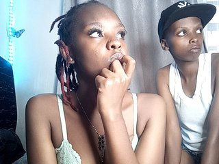 cumcouples3's Live Webcam