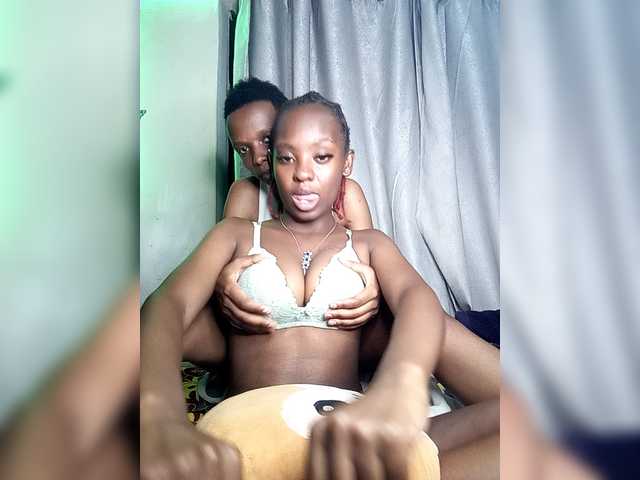 cumcouples3 live cam on BongaCams