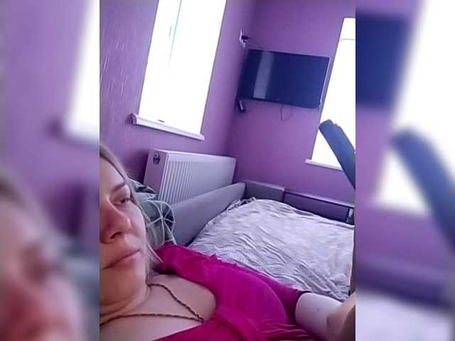 Lola071207 live cam on BongaCams