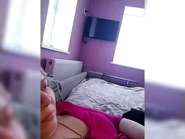 Lola071207 webcam
