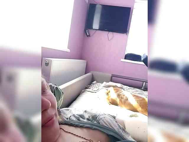 Lola071207 webcam